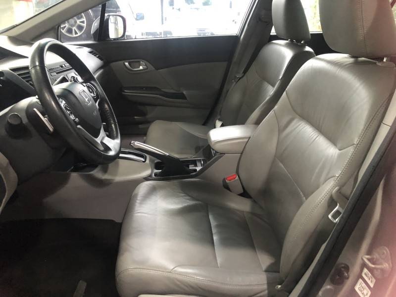 HONDA - CIVIC - 2012/2013 - Cinza - R$ 73.800,00