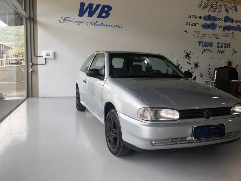 VOLKSWAGEN - GOL - 1996/1996 - Prata - R$ 11.800,00