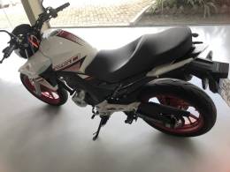 HONDA - CB 250F TWISTER - 2022/2022 - Branca - R$ 22.800,00