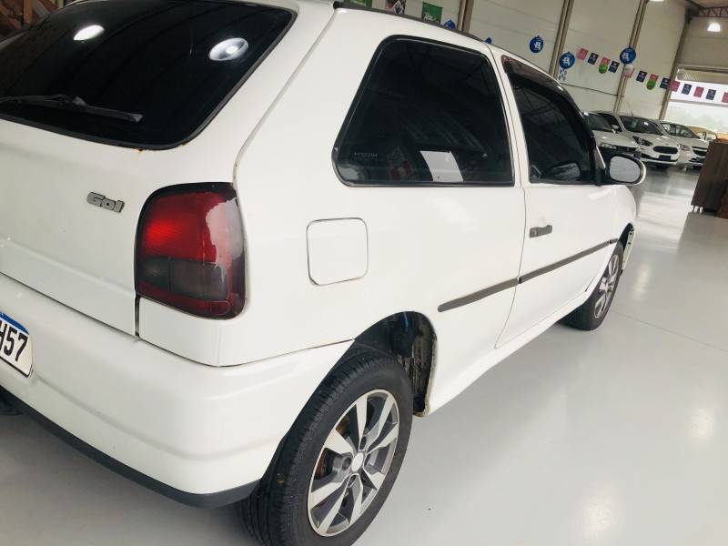 VOLKSWAGEN - GOL - 1997/1997 - Branca - R$ 13.000,00