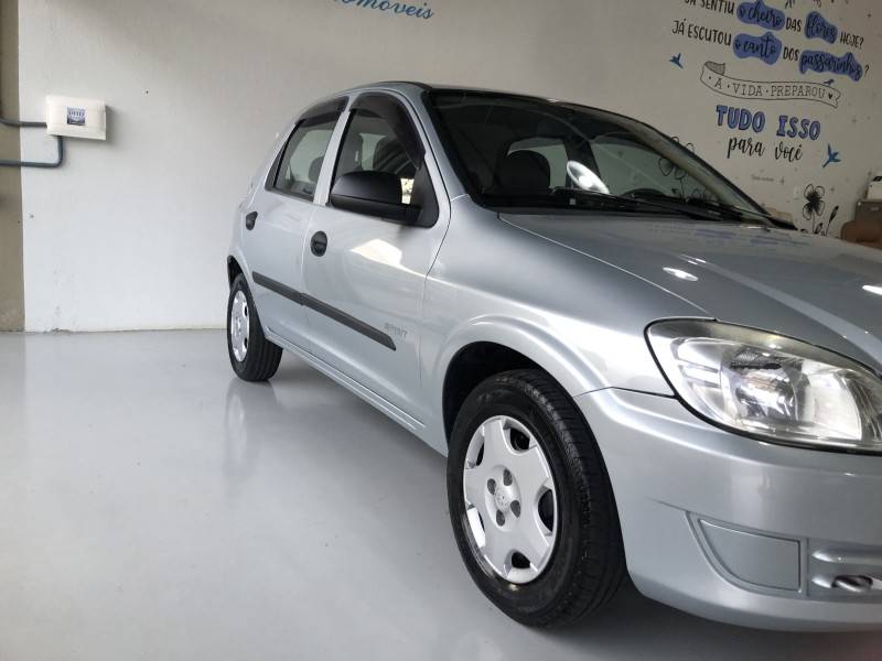CHEVROLET - CELTA - 2008/2009 - Prata - Sob Consulta