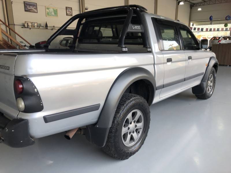 MITSUBISHI - L200 OUTDOOR - 2009/2010 - Prata - R$ 47.800,00