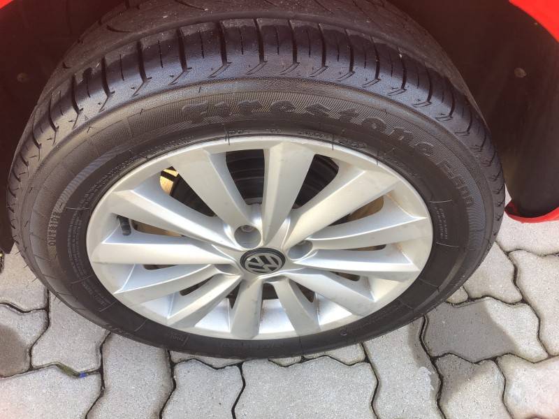 VOLKSWAGEN - GOL - 2014/2015 - Vermelha - R$ 42.800,00