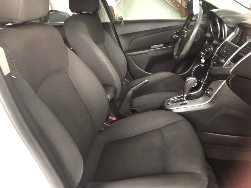 CHEVROLET - CRUZE - 2012/2012 - Branca - R$ 54.800,00