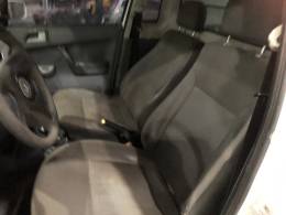 VOLKSWAGEN - SAVEIRO - 2010/2010 - Branca - R$ 35.800,00