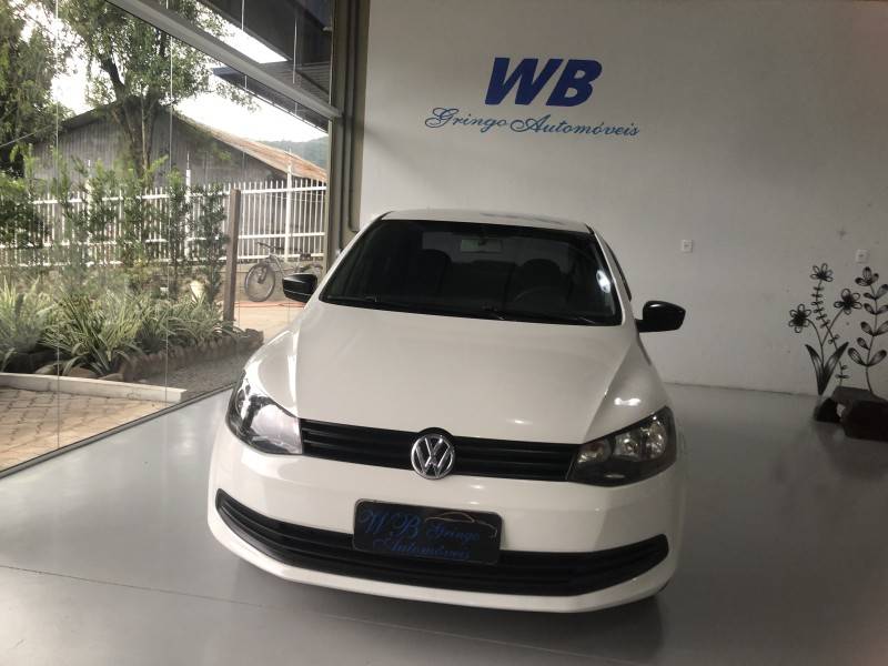 VOLKSWAGEN - VOYAGE - 2013/2013 - Branca - R$ 36.800,00