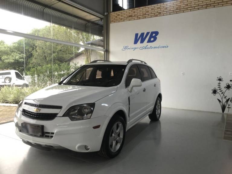 CHEVROLET - CAPTIVA - 2015/2015 - Branca - R$ 60.800,00