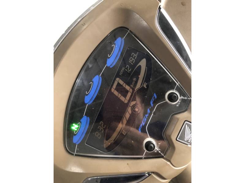 HONDA - BIZ 125 - 2018/2019 - Prata - R$ 14.800,00