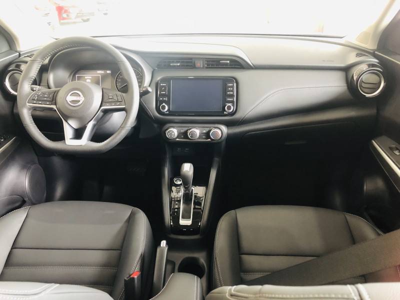 NISSAN - KICKS - 2024/2024 - Cinza - R$ 129.800,00