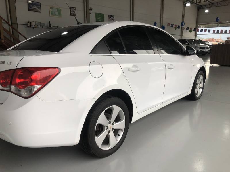 CHEVROLET - CRUZE - 2012/2012 - Branca - R$ 54.800,00