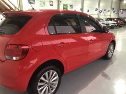 VOLKSWAGEN - GOL - 2014/2015 - Vermelha - R$ 42.800,00
