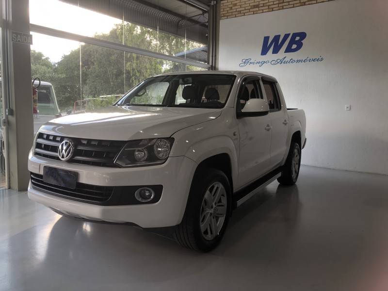 VOLKSWAGEN - AMAROK - 2012/2013 - Branca - R$ 80.800,00