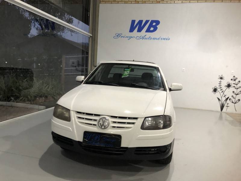VOLKSWAGEN - SAVEIRO - 2010/2010 - Branca - R$ 35.800,00