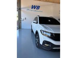 VOLKSWAGEN - T-CROSS - 2022/2023 - Branca - R$ 106.800,00