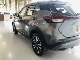 NISSAN - KICKS - 2024/2024 - Cinza - R$ 129.800,00