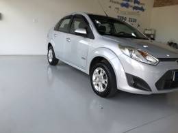 FORD - FIESTA - 2011/2012 - Prata - R$ 36.800,00