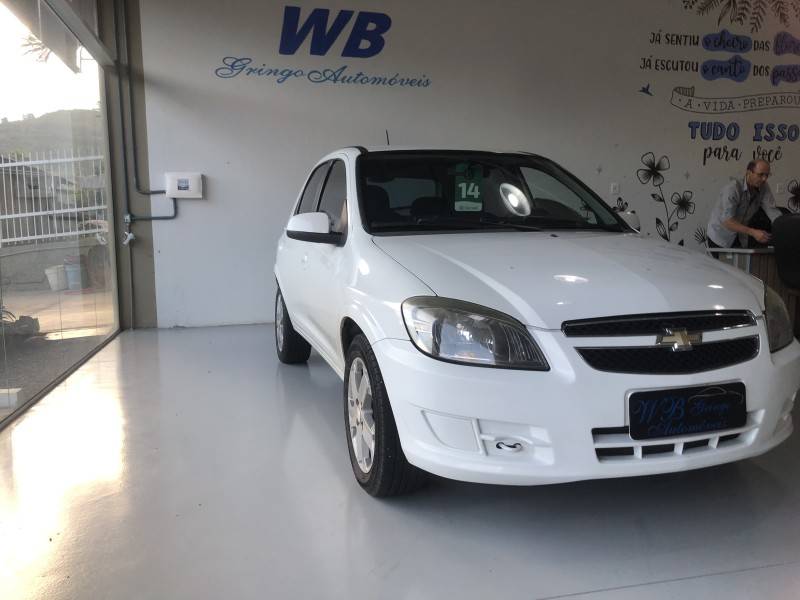 CHEVROLET - CELTA - 2013/2014 - Branca - R$ 32.800,00