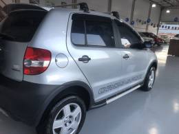 VOLKSWAGEN - CROSSFOX - 2006/2006 - Prata - R$ 31.800,00