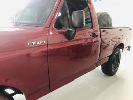 FORD - F-1000 - 1992/1993 - Vermelha - R$ 69.800,00