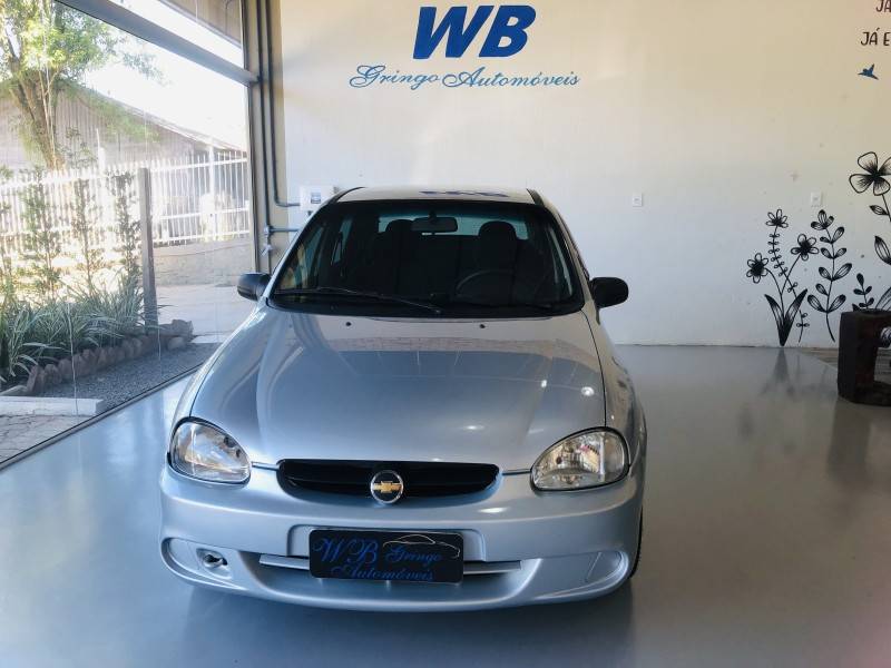 CHEVROLET - CLASSIC - 2008/2008 - Prata - R$ 18.800,00