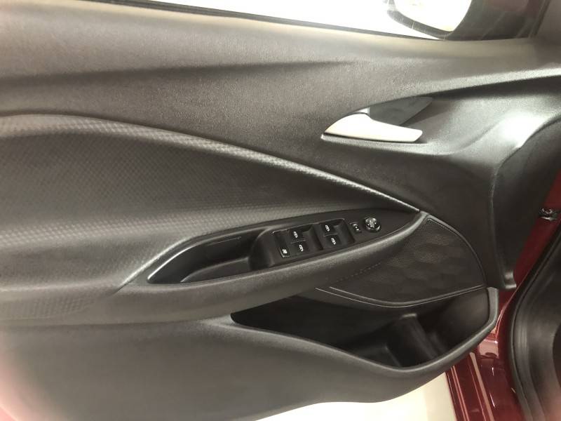 CHEVROLET - ONIX - 2019/2020 - Vermelha - R$ 72.800,00