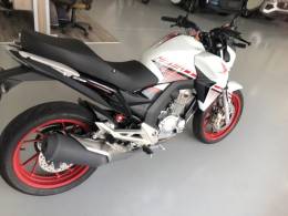 HONDA - CB 250F TWISTER - 2022/2022 - Branca - R$ 22.800,00