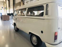 VOLKSWAGEN - KOMBI - 2010/2011 - Branca - R$ 45.800,00