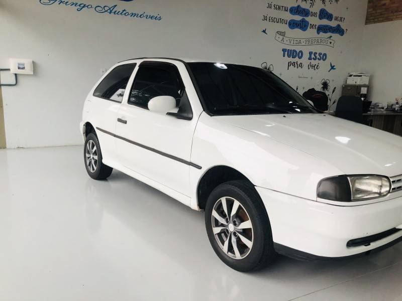 VOLKSWAGEN - GOL - 1997/1997 - Branca - R$ 13.000,00