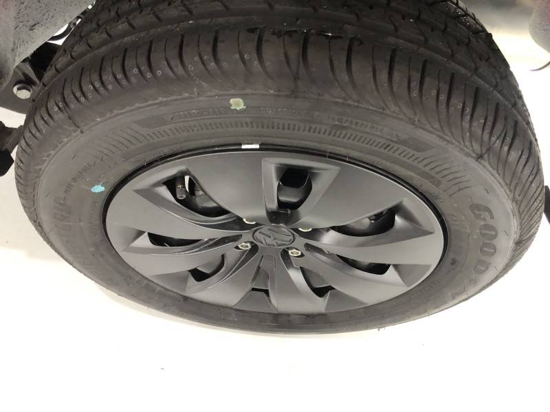 VOLKSWAGEN - SAVEIRO - 2025/2026 - Branca - R$ 97.800,00