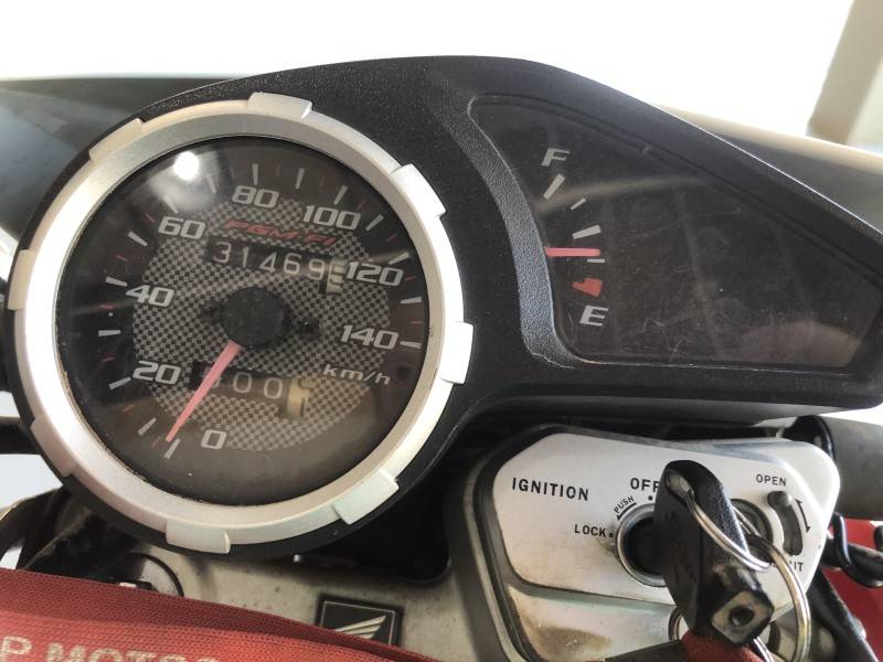 HONDA - NXR 150 - 2013/2014 - Vermelha - R$ 13.800,00