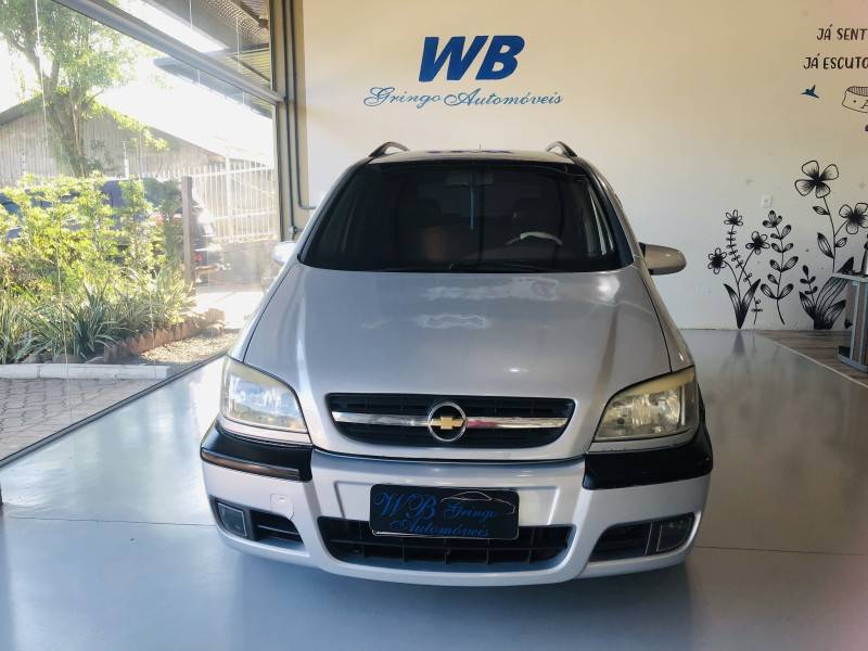 CHEVROLET - ZAFIRA - 2003/2003 - Prata - R$ 23.800,00