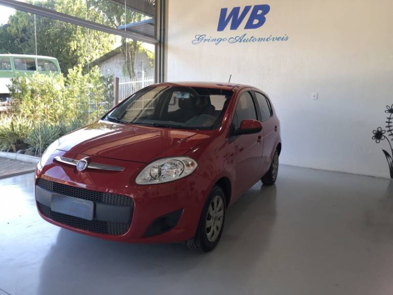 FIAT - PALIO - 2012/2013 - Vermelha - R$ 34.800,00