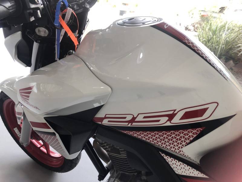 HONDA - CB 250F TWISTER - 2022/2022 - Branca - R$ 22.800,00
