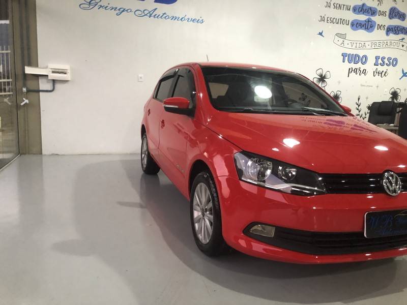 VOLKSWAGEN - GOL - 2014/2015 - Vermelha - R$ 42.800,00